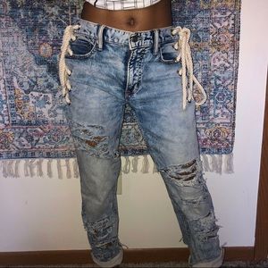 Handmade Distressed Eyelet Ropped Jeans